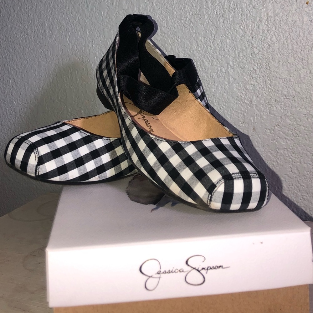 Jessica Simpson flats